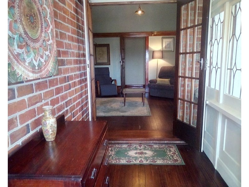 2 Hillside Crescent, Launceston TAS 7250