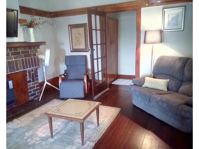 2 Hillside Crescent, Launceston TAS 7250