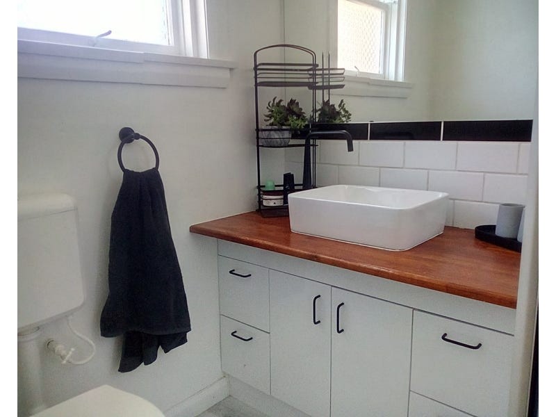 2 Hillside Crescent, Launceston TAS 7250