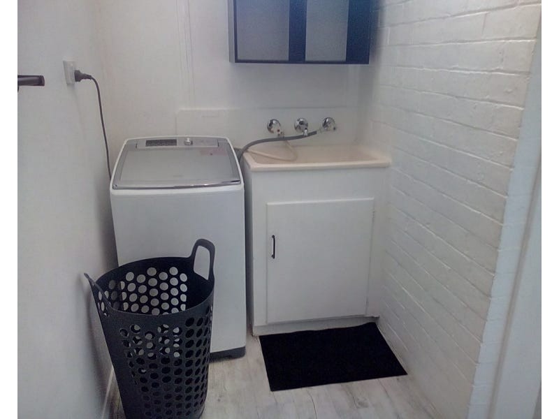 2 Hillside Crescent, Launceston TAS 7250