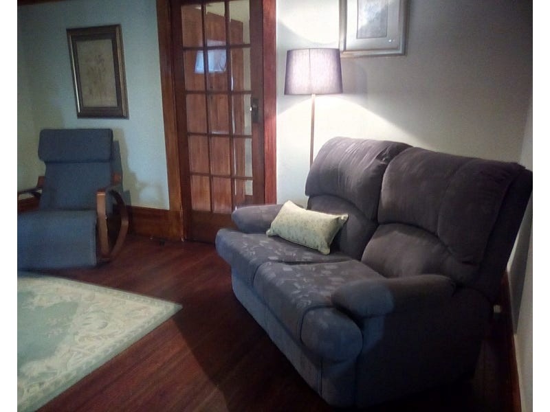 2 Hillside Crescent, Launceston TAS 7250