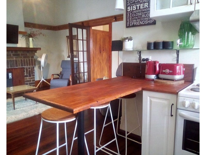 2 Hillside Crescent, Launceston TAS 7250