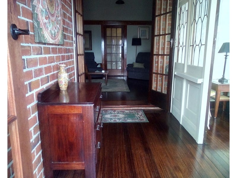 2 Hillside Crescent, Launceston TAS 7250