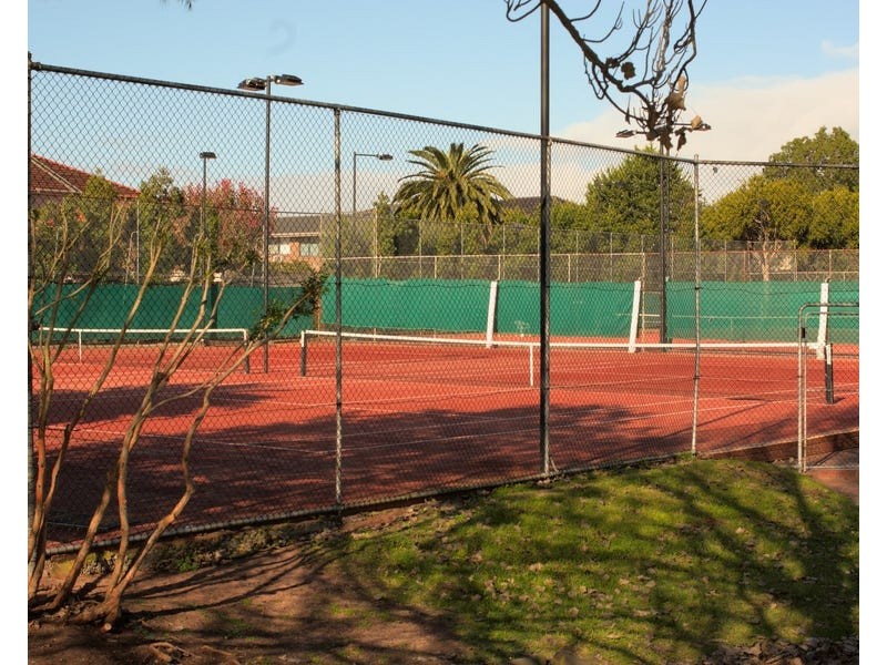 37 Macgregor St, Malvern East VIC 3145