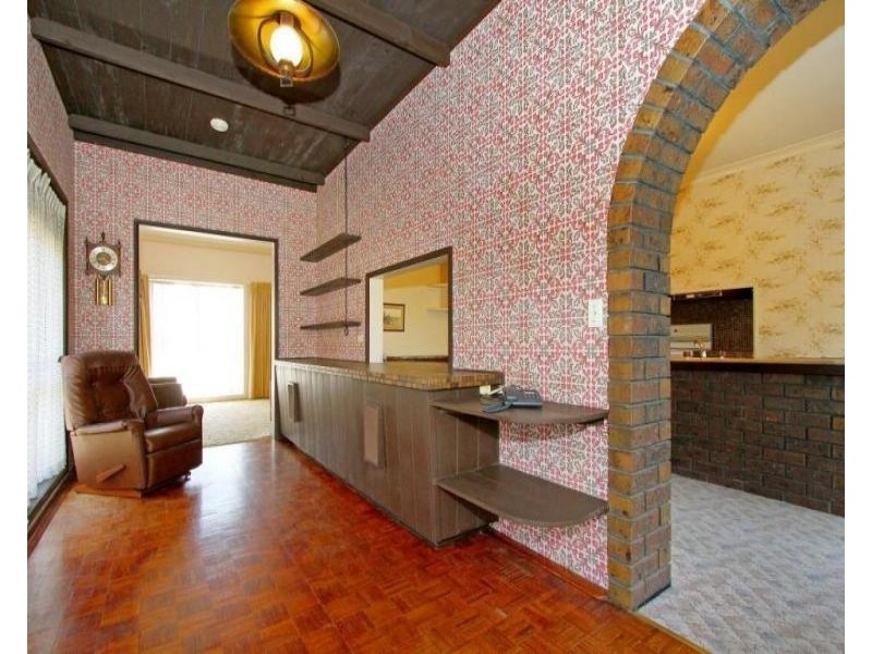 15 Derrick Street, Lalor VIC 3075