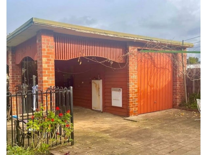 15 Derrick Street, Lalor VIC 3075