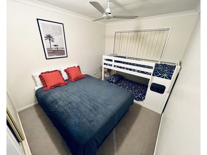 41 Clovelly Place, Sandstone Point QLD 4511