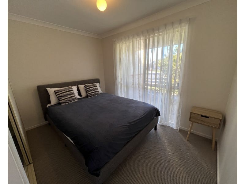 41 Clovelly Place, Sandstone Point QLD 4511