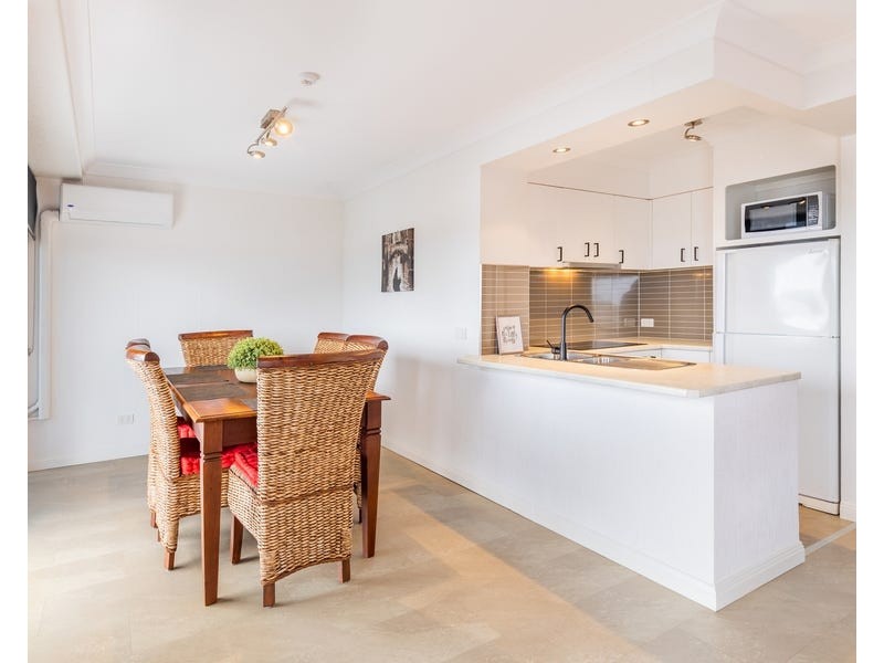 6H/510 Marine Parade, Biggera Waters QLD 4216