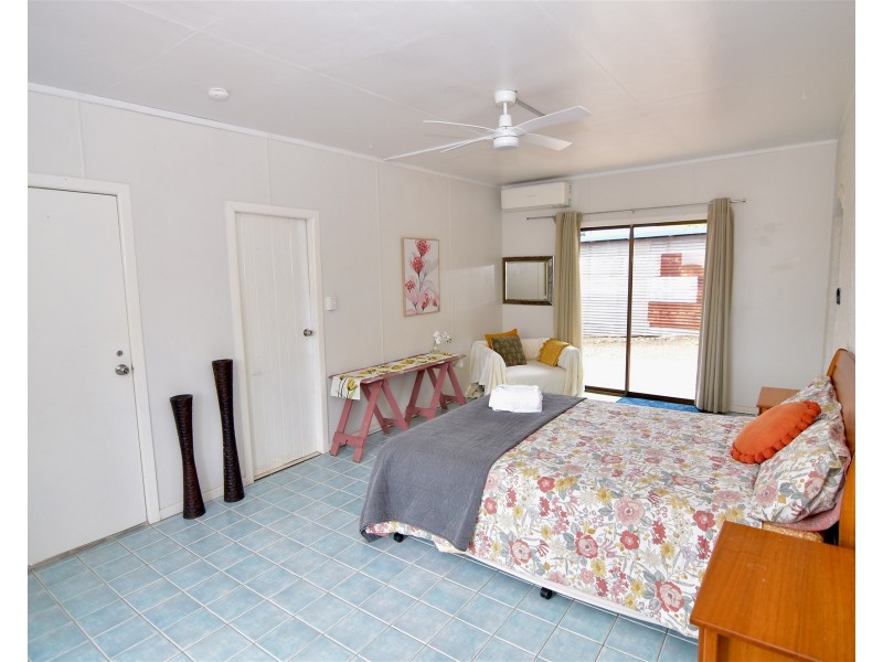 2 DELANEY COURT, Childers QLD 4660