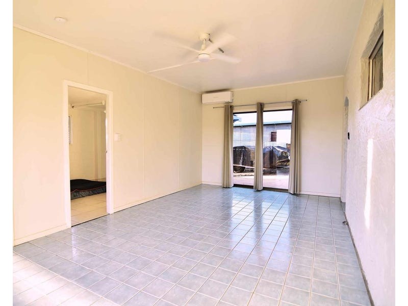 2 DELANEY COURT, Childers QLD 4660