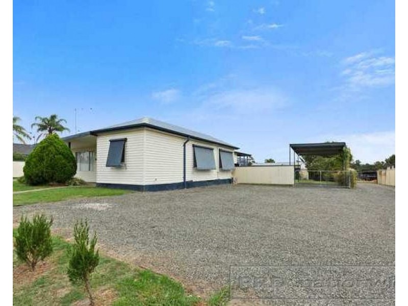 6 racecourse road, Cessnock NSW 2325