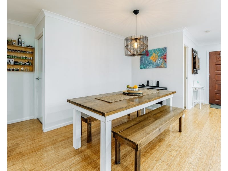 19 Pinemount Crescent, Oxenford QLD 4210