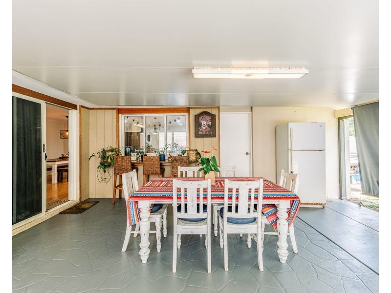 19 Pinemount Crescent, Oxenford QLD 4210