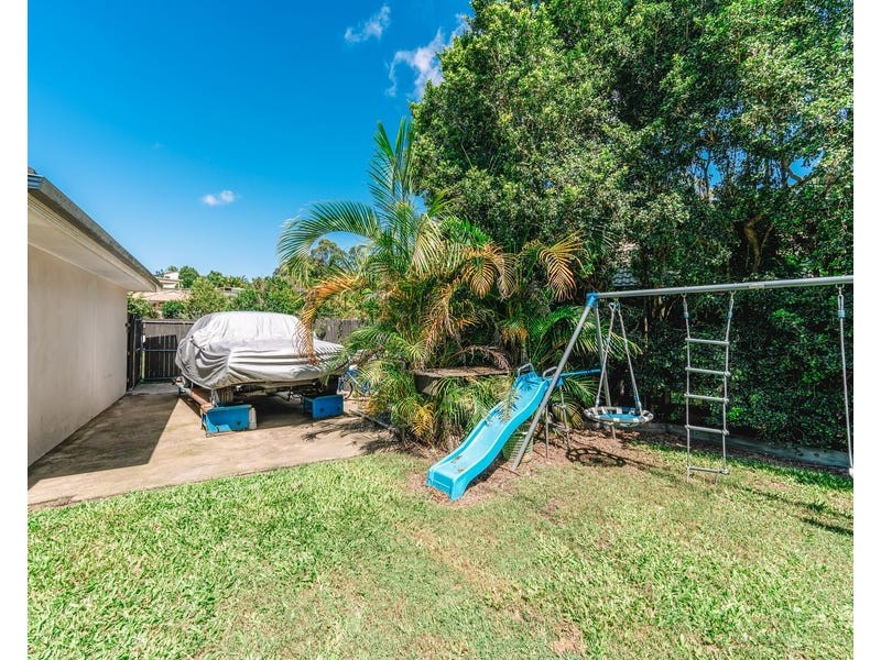 19 Pinemount Crescent, Oxenford QLD 4210