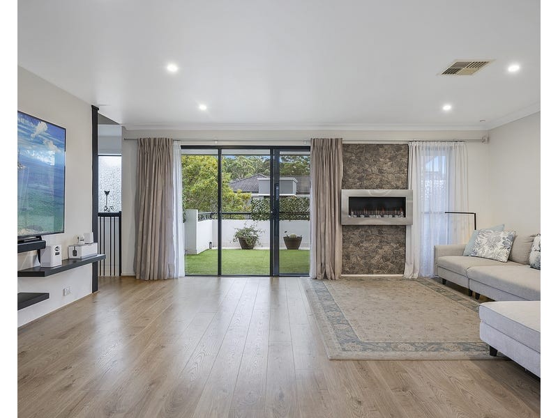 10 Dryandra Way, Thornleigh NSW 2120