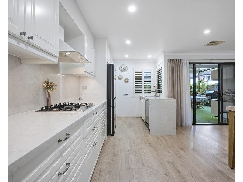 10 Dryandra Way, Thornleigh NSW 2120