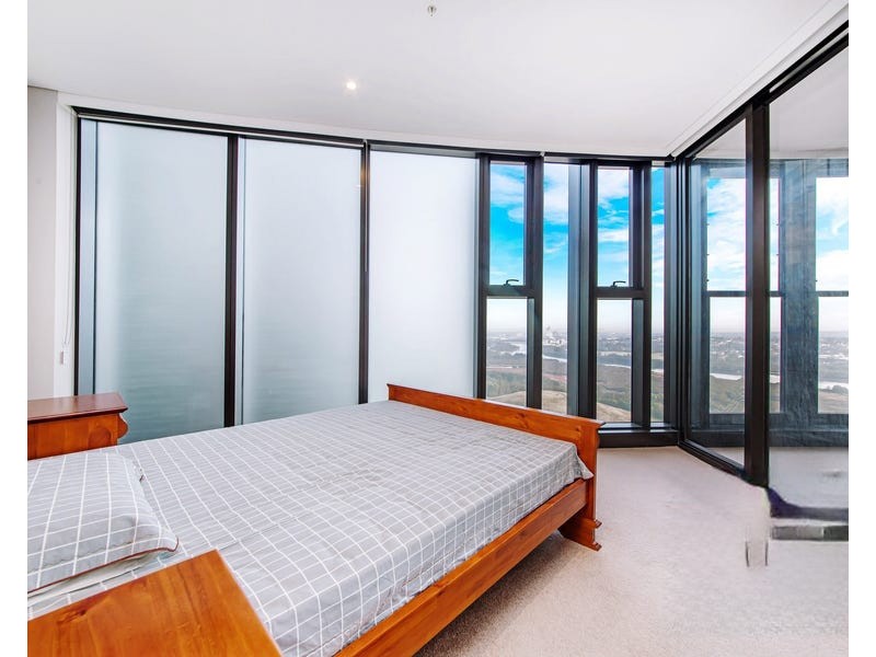 2401/2 Waterways Street, Wentworth Point NSW 2127