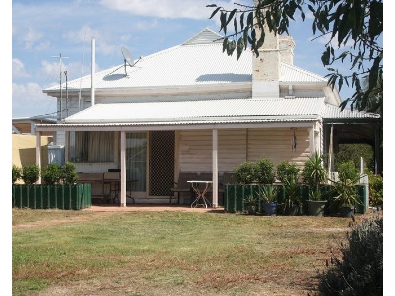 2 Brookong Street, Lockhart NSW 2656