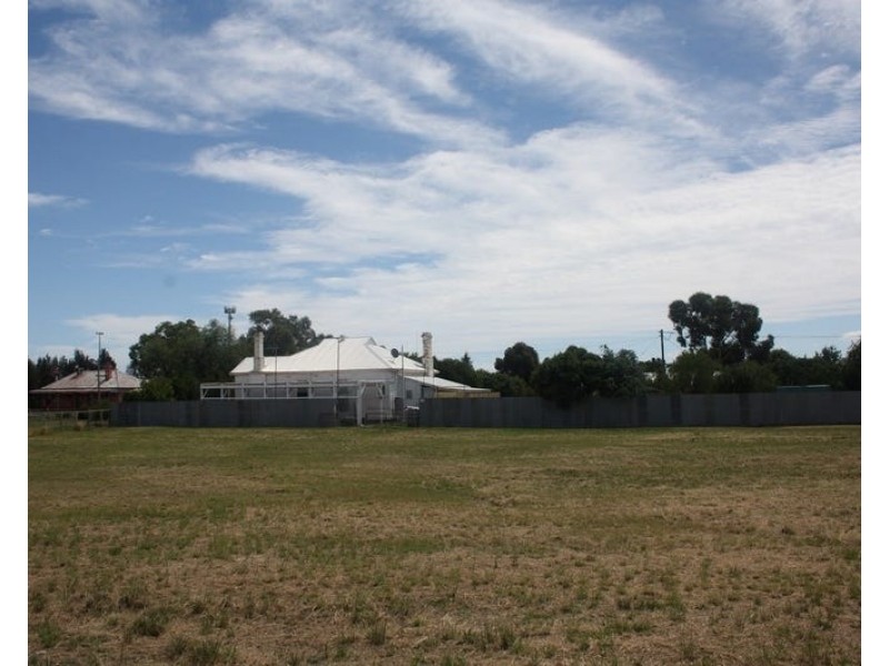 2 Brookong Street, Lockhart NSW 2656