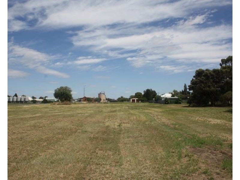 2 Brookong Street, Lockhart NSW 2656