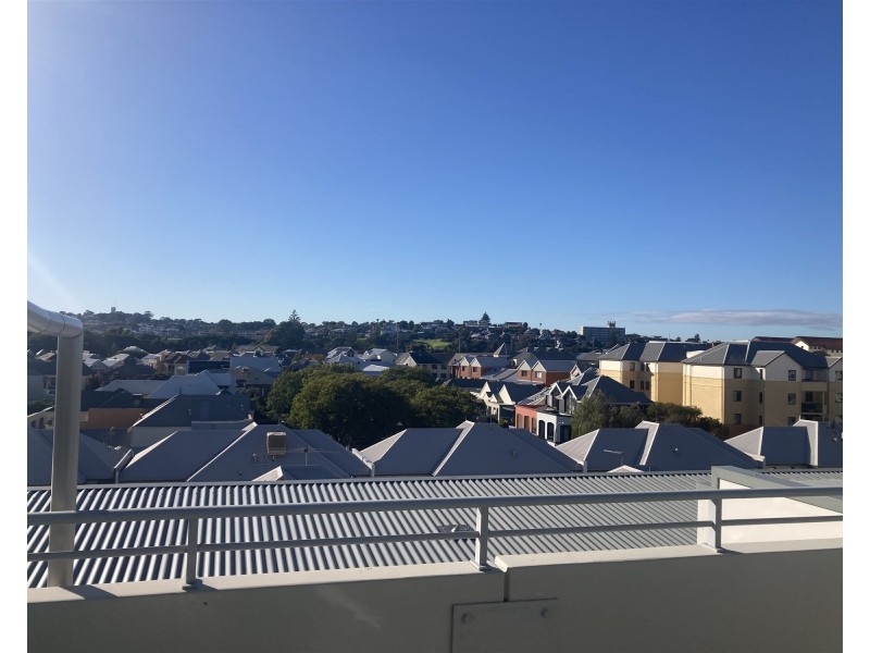 10/10 Kwong Alley, North Fremantle WA 6159