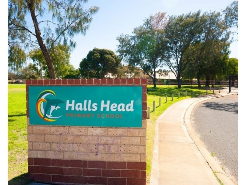 Halls Head WA 6210