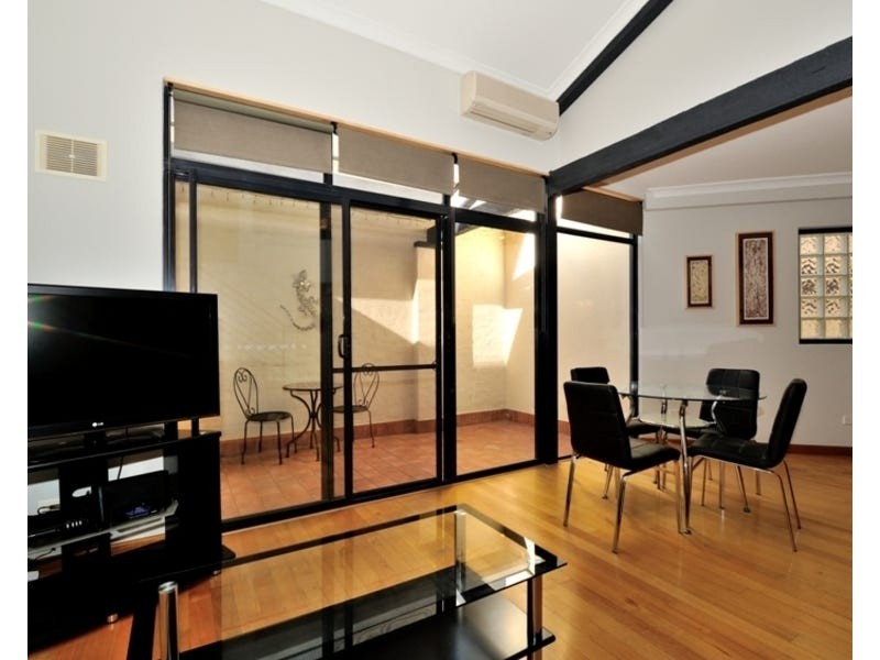 16/56 Pakenham St, Fremantle WA 6160