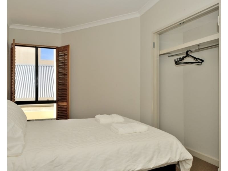16/56 Pakenham St, Fremantle WA 6160