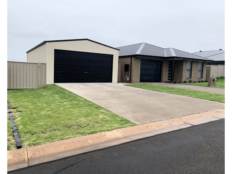 6 Yarra Place, Dubbo NSW 2830