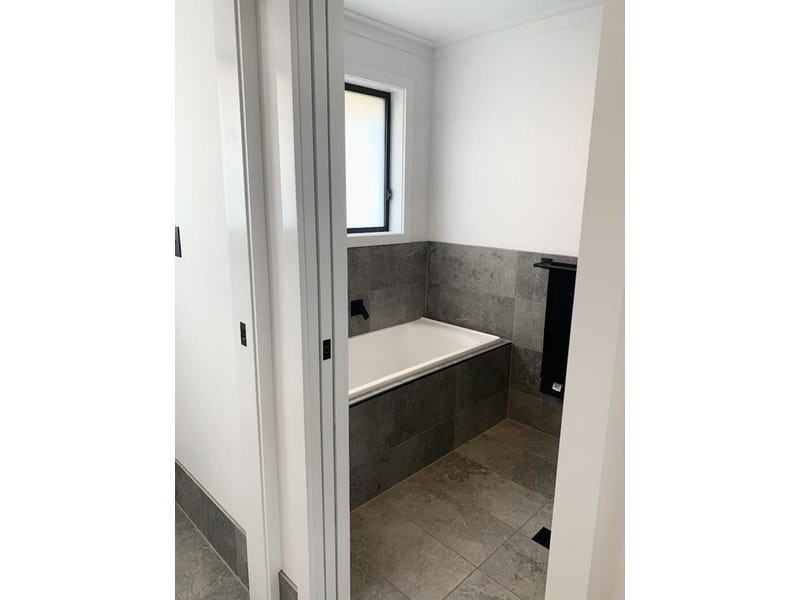 6 Yarra Place, Dubbo NSW 2830