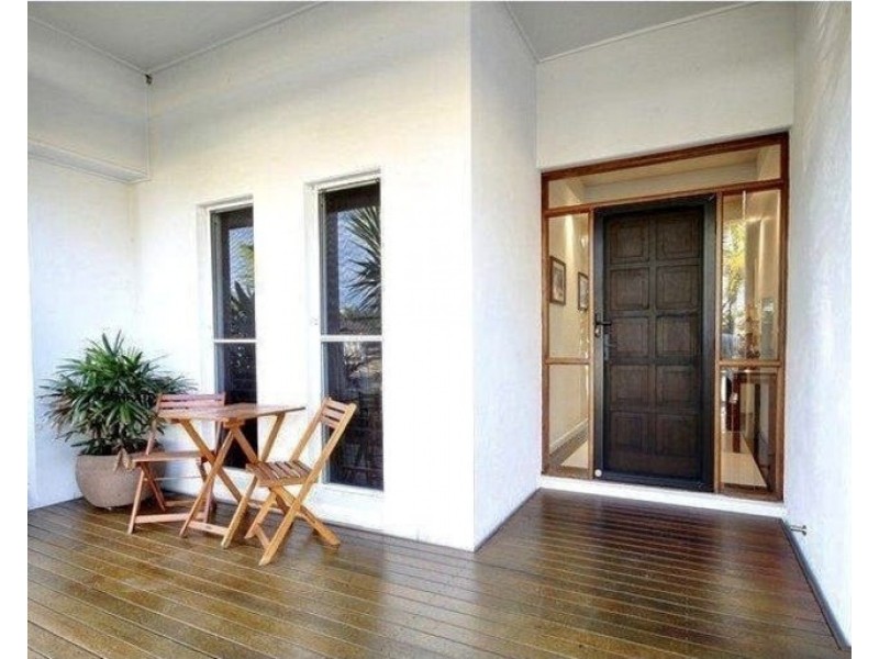 Sandstone Point QLD 4511