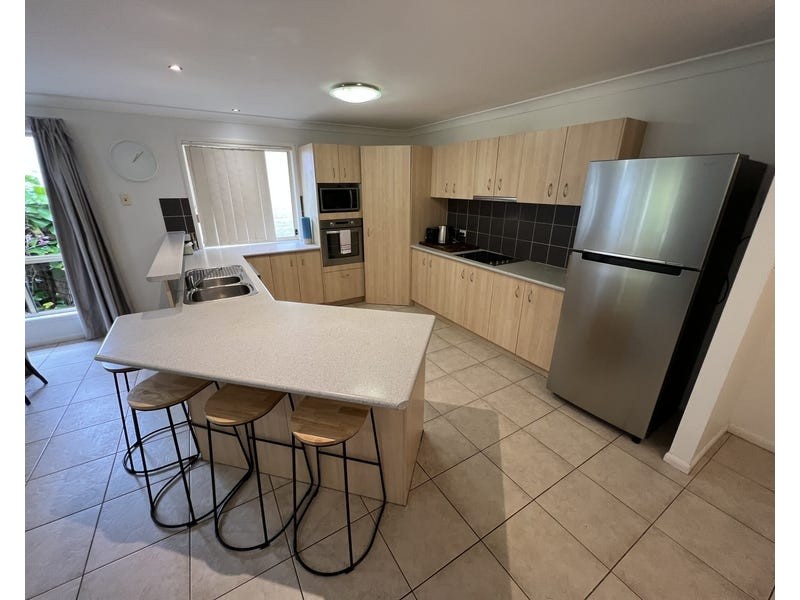 Sandstone Point QLD 4511