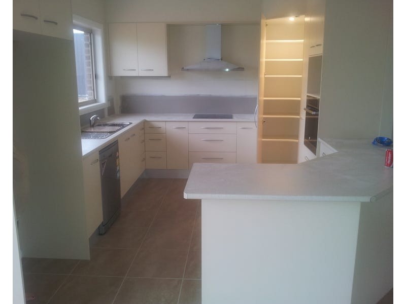 33 MOONLIGHT CCT, Gloucester NSW 2422