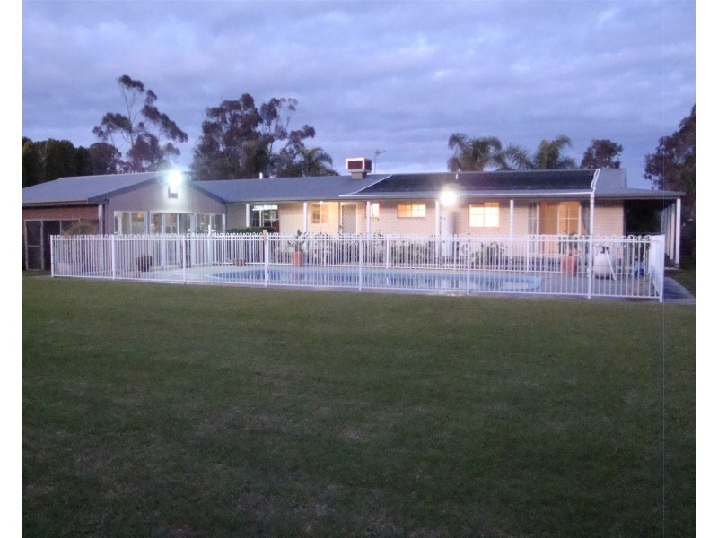 33 Tyson Road, Heyfield VIC 3858