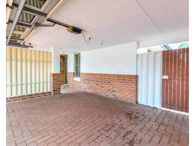 9 Wagstaff Road, Redcliffe WA 6104