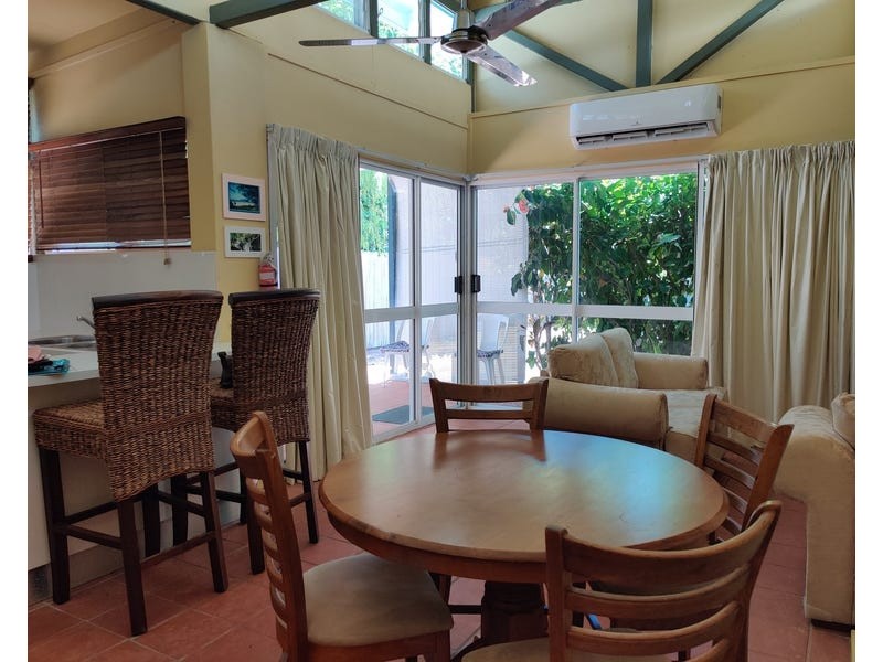 Unit 1/18 Porter Promenade, Mission Beach QLD 4852