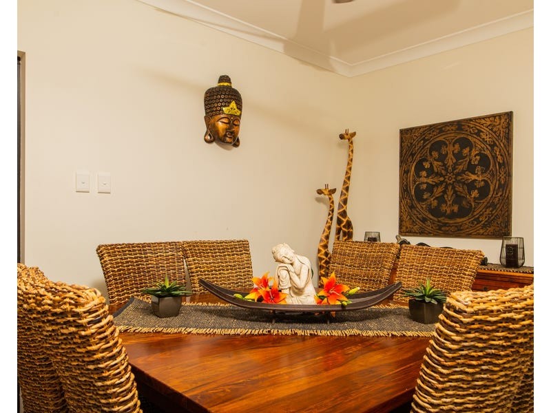 21 Douglas Crescent, Rural View QLD 4740