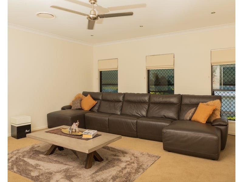 21 Douglas Crescent, Rural View QLD 4740