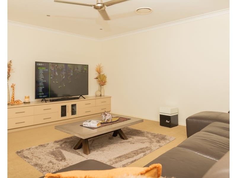 21 Douglas Crescent, Rural View QLD 4740