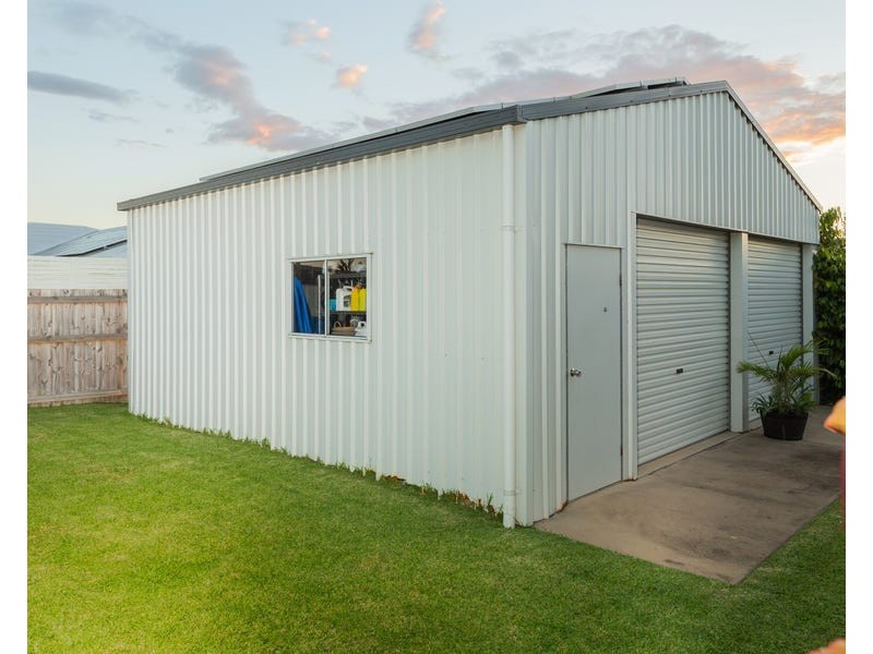 21 Douglas Crescent, Rural View QLD 4740