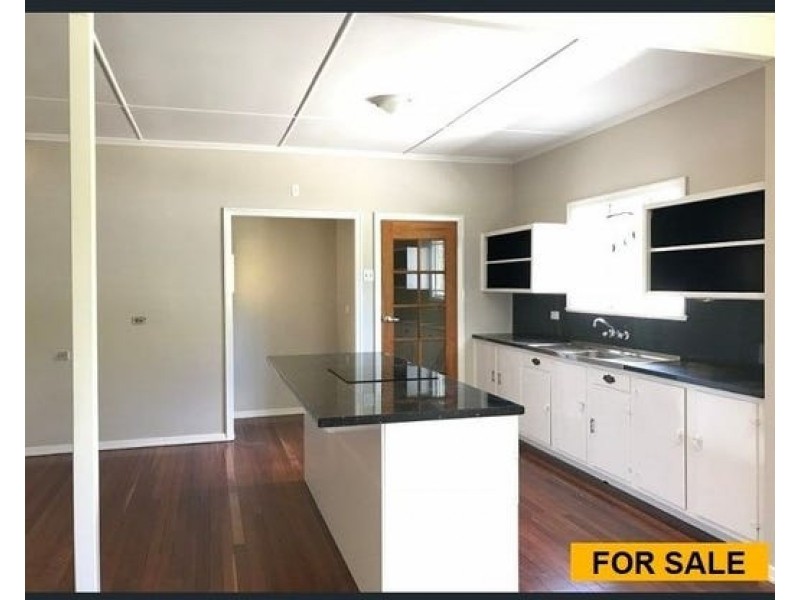 5 The Esplanade, Caboolture QLD 4510