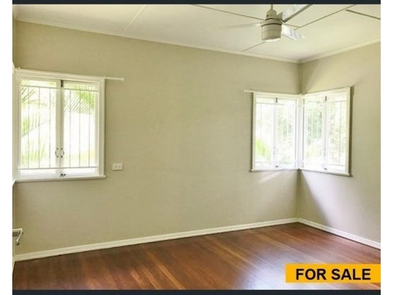 5 The Esplanade, Caboolture QLD 4510