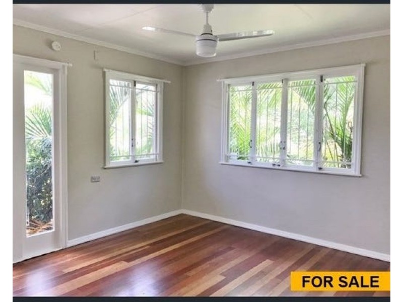 5 The Esplanade, Caboolture QLD 4510