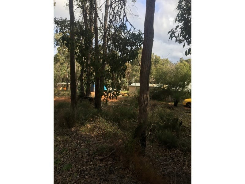 10 Marshwood Place, Sawyers Valley WA 6074