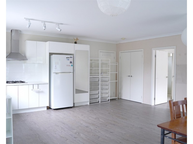 14 Akuna Avenue, Notting Hill VIC 3168