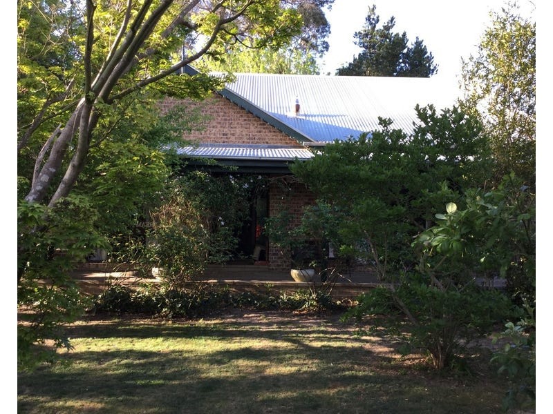 64 Park Rd, Bowral NSW 2576