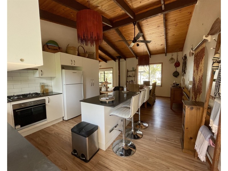 3 Karana Close, Long Beach NSW 2536