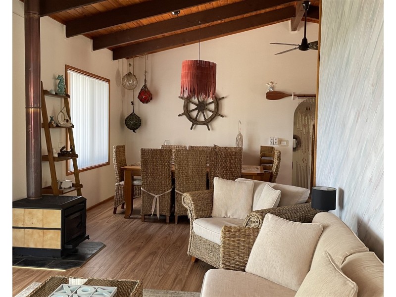 3 Karana Close, Long Beach NSW 2536