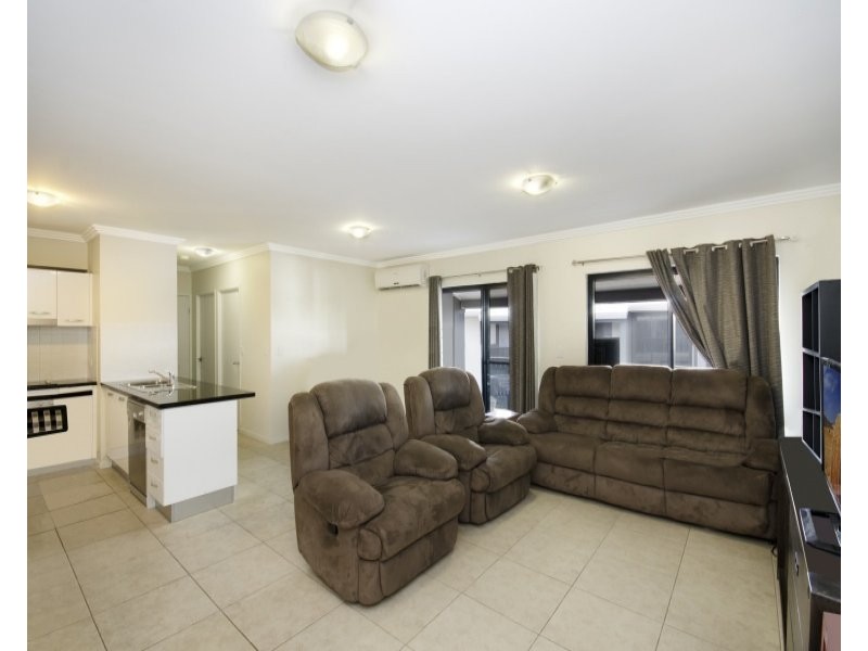 26/321 Angus Smith Drive, Douglas QLD 4814